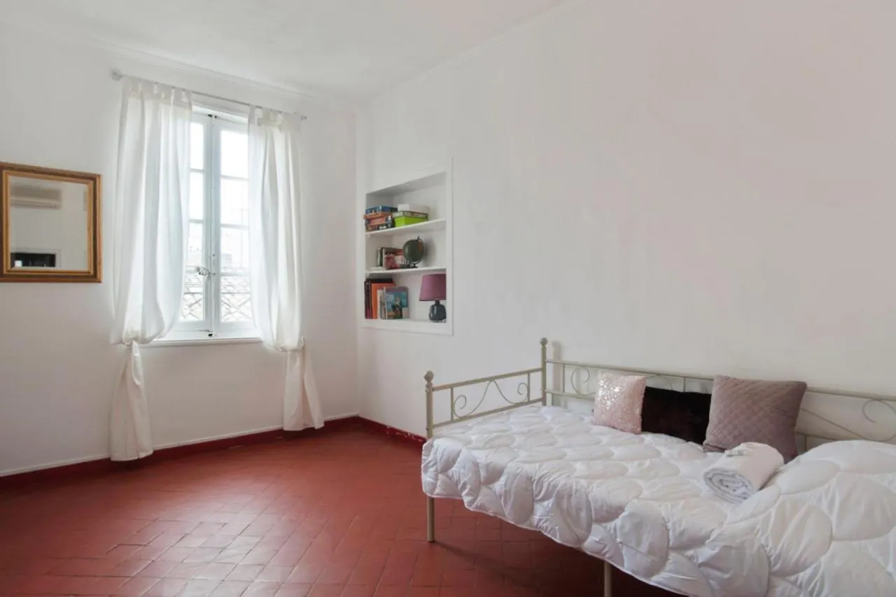 Welkeys - Portail Magnanen Apartment 2 Avignon